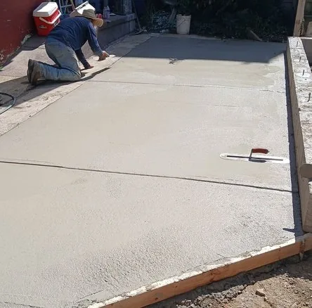 Saw-cut detail on a stairs & steps repair job in Seattle, WA
